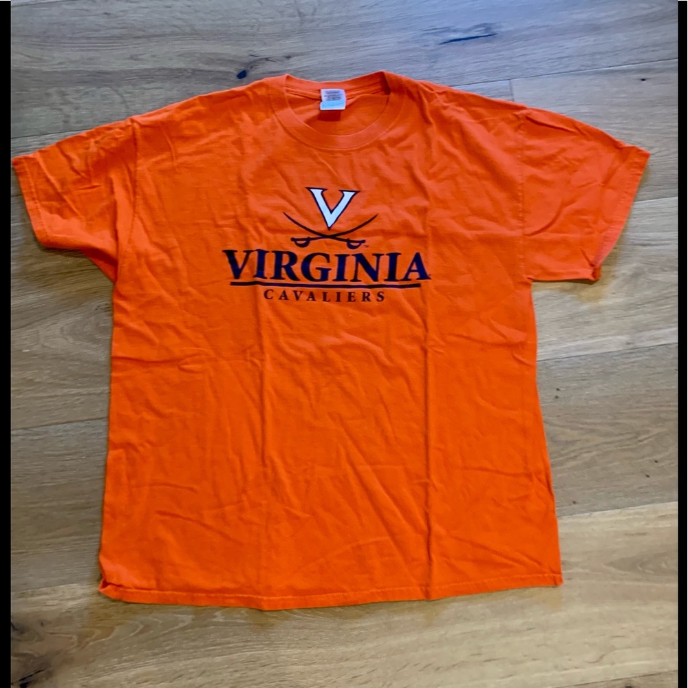 University of Virginia Cavaliers t shirt, XL